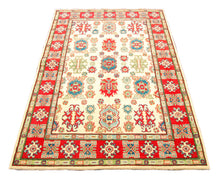 Carica l'immagine nel visualizzatore di Gallery, Rectangular Hand knotted carpet Ghazni / Chubi - Beige / Red Colors 185x120 CM
