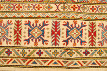 Carica l'immagine nel visualizzatore di Gallery, Rectangular Hand knotted carpet Ghazni Chubi Beige Colors 305x215 CM
