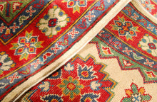 Carica l'immagine nel visualizzatore di Gallery, Rectangular Hand knotted carpet Ghazni Chubi Beige Colors 126x77 CM
