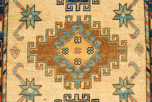 Carica l'immagine nel visualizzatore di Gallery, Rectangular Hand knotted carpet Ghazni Chubi Beige Colors 120x80 CM
