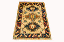 Carica l&#39;immagine nel visualizzatore di Gallery, Rectangular Hand knotted carpet Ghazni Chubi Beige Colors 120x80 CM
