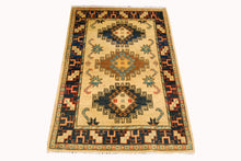 Carica l'immagine nel visualizzatore di Gallery, Rectangular Hand knotted carpet Ghazni Chubi Beige Colors 120x80 CM
