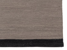 Lade das Bild in den Galerie-Viewer, New Design Original Authentic Hand Made Kilim 300x200 CM
