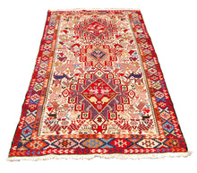 Lade das Bild in den Galerie-Viewer, Authentic original hand knotted carpet kilim varni silk 190x115 CM
