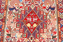 Lade das Bild in den Galerie-Viewer, Authentic original hand knotted carpet kilim varni silk 190x115 CM
