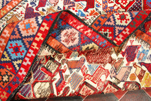 Lade das Bild in den Galerie-Viewer, Authentic original hand knotted carpet kilim varni silk 190x115 CM
