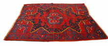 Carica l&#39;immagine nel visualizzatore di Gallery, Rectangular Hand knotted carpet Original Colors 190x153 CM
