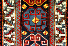 Carica l'immagine nel visualizzatore di Gallery, Hand made Antique Kazak / Shirvan Caucasic Carpets CM 163x76
