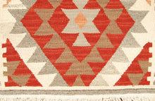 Carica l&#39;immagine nel visualizzatore di Gallery, Kilim Original Authentic Hand Made 120x60 CM
