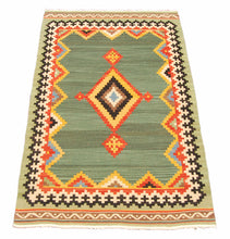 Carica l'immagine nel visualizzatore di Gallery, Kilim Original Authentic Hand Made 122x82 CM
