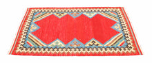 Lade das Bild in den Galerie-Viewer, Kilim Original Authentic Hand Made 122x82 CM
