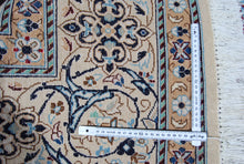 Load image into Gallery viewer, Rectangular Hand knotted carpet Original Colors 300x200 CM
