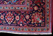 Carica l&#39;immagine nel visualizzatore di Gallery, Rectangular Hand knotted carpet Original Colors  225x135 CM
