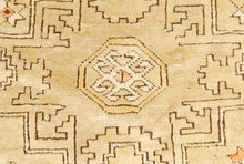 Lade das Bild in den Galerie-Viewer, Hand made Antique Kazak / Shirvan Caucasic Carpets CM 180x124
