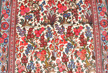 Carica l'immagine nel visualizzatore di Gallery, Tappeto Quom Original Hand Made Carpets CM 155x106
