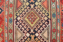 Lade das Bild in den Galerie-Viewer, Hand made Antique Kazak / Shirvan / Kuba Caucasic Carpets CM 276x107

