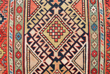 Carica l&#39;immagine nel visualizzatore di Gallery, Hand made Antique Kazak / Shirvan / Kuba Caucasic Carpets CM 276x107
