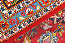 Lade das Bild in den Galerie-Viewer, Original Hand Made Carpets CM 375x285
