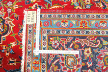 Lade das Bild in den Galerie-Viewer, Original Hand Made Carpets CM 375x285
