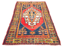 Carica l'immagine nel visualizzatore di Gallery, Tappeto Carpet Tapis Teppich Alfombra Rug Yahyali Turco CM 215x122

