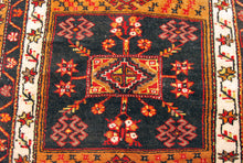Carica l'immagine nel visualizzatore di Gallery, Tappeto Carpet Tapis Teppich Alfombra Rug Yaghcibedir CM 245x102
