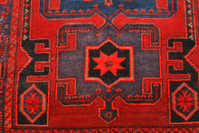 Carica l&#39;immagine nel visualizzatore di Gallery, Tappeto Zanjan Original Hand Made Carpets CM 230x142
