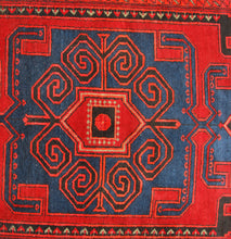 Load image into Gallery viewer, Tappeto Zanjan Original Hand Made Carpets CM 230x142
