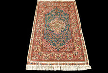 Carica l&#39;immagine nel visualizzatore di Gallery, Tappeto Carpet Tapis Teppich Alfombra Hereke Cina CM 154x93
