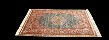 Lade das Bild in den Galerie-Viewer, Tappeto Carpet Tapis Teppich Alfombra Hereke Cina CM 154x93
