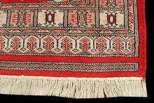 Lade das Bild in den Galerie-Viewer, Kashmir Wool Passatoia Carpet CM 300x80 Pakistan Color Rosso
