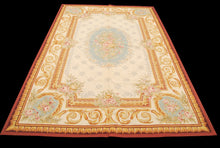 Carica l'immagine nel visualizzatore di Gallery, Arazzo / Aubusson Pekin / Needl Point (Hand Made) 275x183 CM CM
