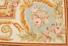 Carica l'immagine nel visualizzatore di Gallery, Arazzo / Aubusson Pekin / Needl Point (Hand Made) 275x183 CM CM
