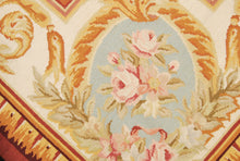 Carica l'immagine nel visualizzatore di Gallery, Arazzo / Aubusson Pekin / Needl Point (Hand Made) 275x183 CM CM
