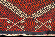 Carica l'immagine nel visualizzatore di Gallery, Original Hand Made Rustic Kilim / Cicim Afganistan Origin CM 118x65
