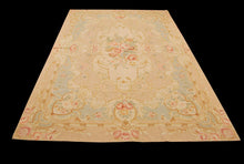 Carica l&#39;immagine nel visualizzatore di Gallery, Needle point Classic Floral French Style 280x190 CM Drawing Aubusson (Galleria Farah1970)
