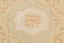 Load image into Gallery viewer, Needle point Classic Floral French Style 240x240 CM Drawing Aubusson (Galleria Farah1970)
