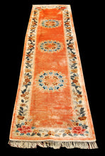 Lade das Bild in den Galerie-Viewer, Tappeto Carpet Tapis Teppich Alfombra Rug Pekin (Hand Made) 305x72 CM 
