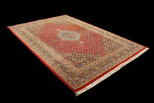 Carica l'immagine nel visualizzatore di Gallery, Original Authentic Hand Made Carpet Varanassi India CM 293x203
