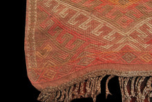Carica l'immagine nel visualizzatore di Gallery, Original Hand Made Rustic Kilim / Cicim Afganistan Origin CM 370x140
