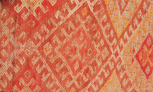 Carica l'immagine nel visualizzatore di Gallery, Original Hand Made Rustic Kilim / Cicim Afganistan Origin CM 370x140
