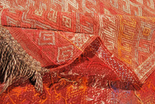 Carica l'immagine nel visualizzatore di Gallery, Original Hand Made Rustic Kilim / Cicim Afganistan Origin CM 370x140
