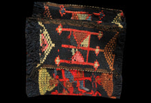 Carica l&#39;immagine nel visualizzatore di Gallery, Original Hand Made Rustic Kilim / Afganistan Origin CM 40x20
