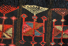 Lade das Bild in den Galerie-Viewer, Original Hand Made Rustic Kilim / Afganistan Origin CM 40x20
