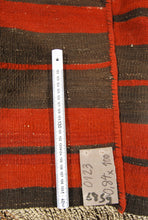 Carica l'immagine nel visualizzatore di Gallery, Original Hand Made Rustic Kilim / Afganistan Origin CM 100X84
