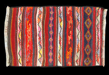 Carica l'immagine nel visualizzatore di Gallery, Original Hand Made Rustic Kilim / Afganistan Origin CM 81x51
