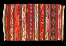 Carica l'immagine nel visualizzatore di Gallery, Original Hand Made Rustic Kilim / Afganistan Origin CM 81x51

