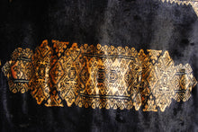 Lade das Bild in den Galerie-Viewer, Tappeto Autentico Originale Annodato a Mano 85x62 Cm
