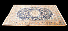 Lade das Bild in den Galerie-Viewer,  Hand knotted carpet Ziegler /kashmir India  / Pakistan CM 182x120
