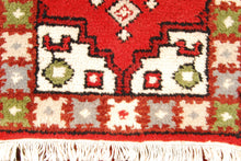 Load image into Gallery viewer, Original Authentic Hand Made Carpet India Varanassi 60x40 CM
