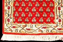 Carica l&#39;immagine nel visualizzatore di Gallery, Original Authentic Hand Made Carpet India Varanassi 60x40 CM
